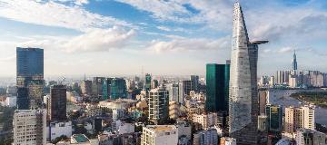 Die Skyline von Ho Chi Minh City in Vietnam besteht aus vielen Hochh&auml;usern.
